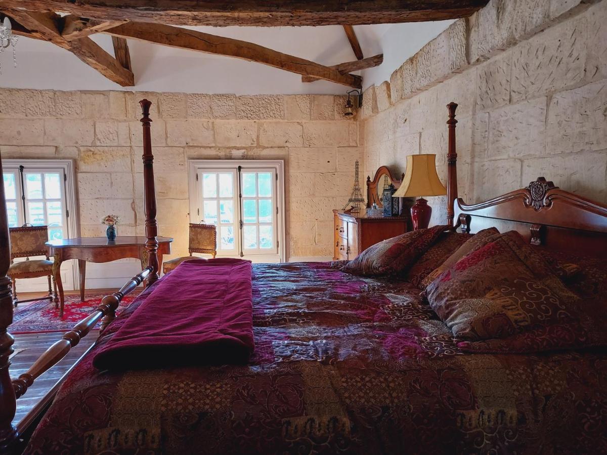 Chateau Des Senechaux, Bourdeilles ภายนอก รูปภาพ