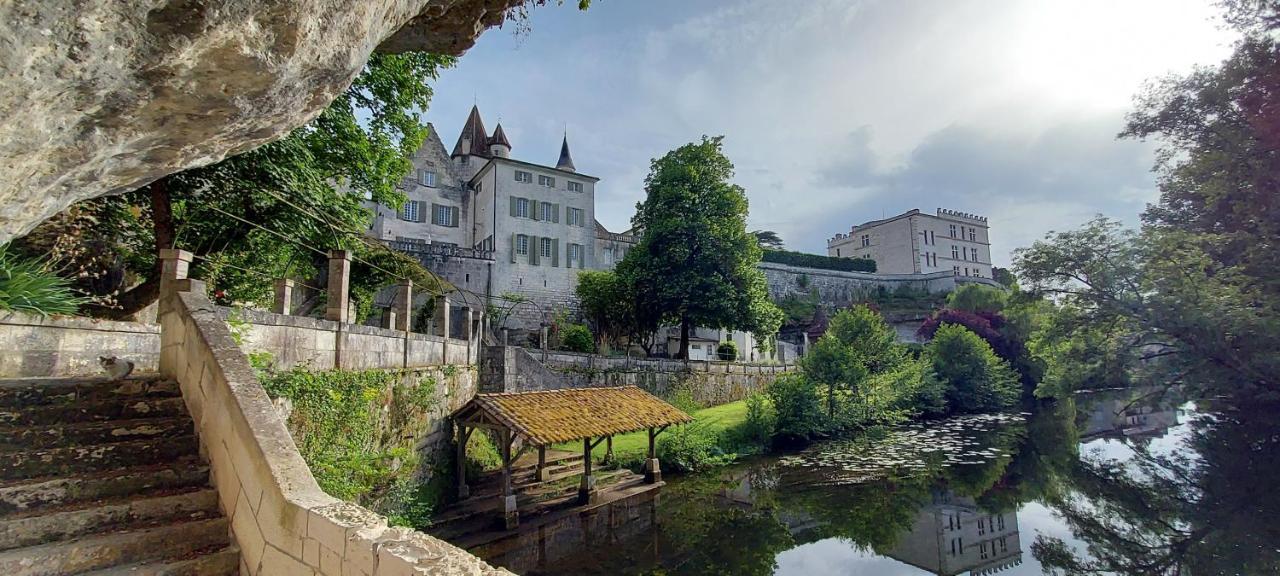 Chateau Des Senechaux, Bourdeilles ภายนอก รูปภาพ