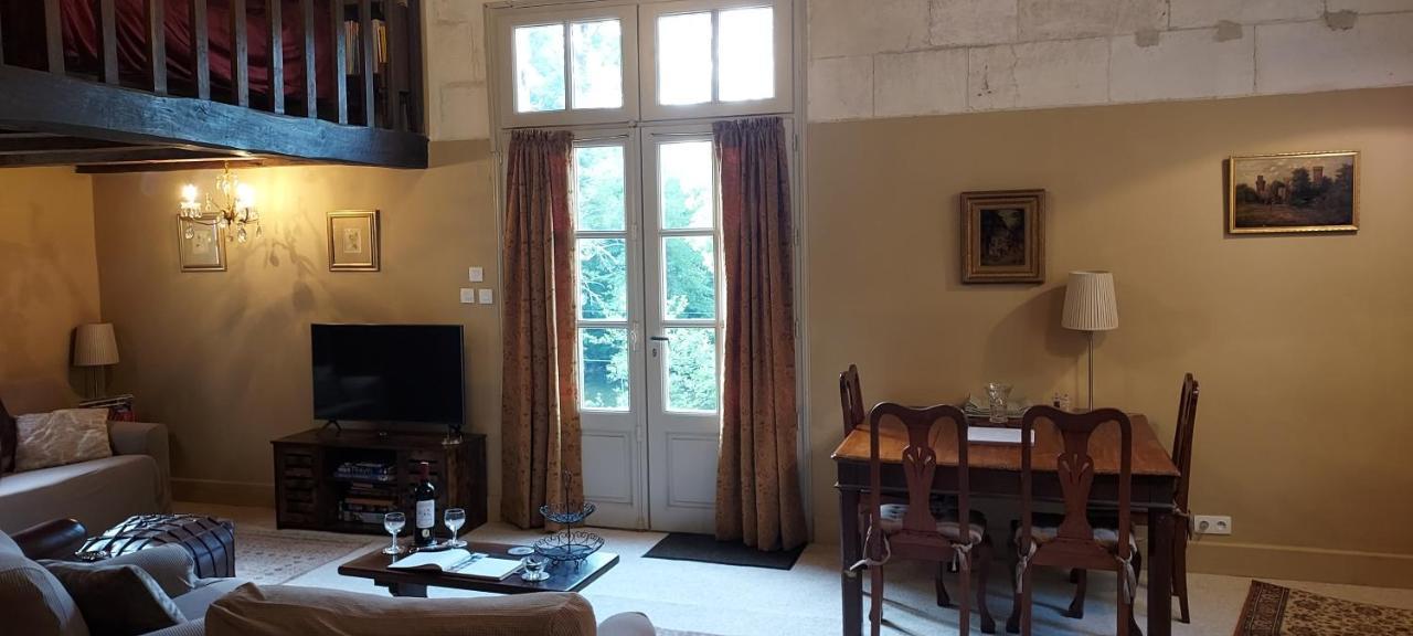Chateau Des Senechaux, Bourdeilles ภายนอก รูปภาพ