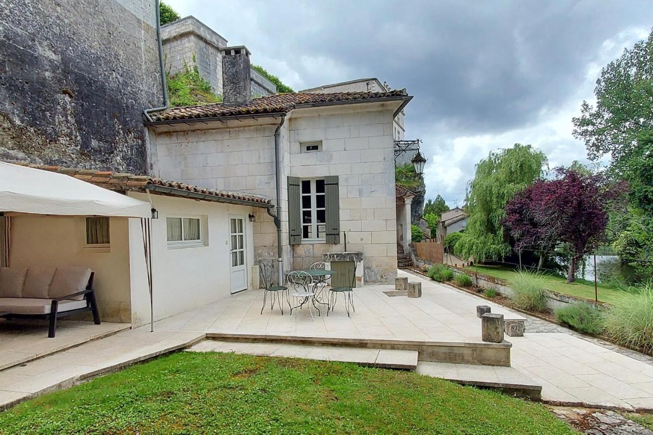 Chateau Des Senechaux, Bourdeilles ภายนอก รูปภาพ
